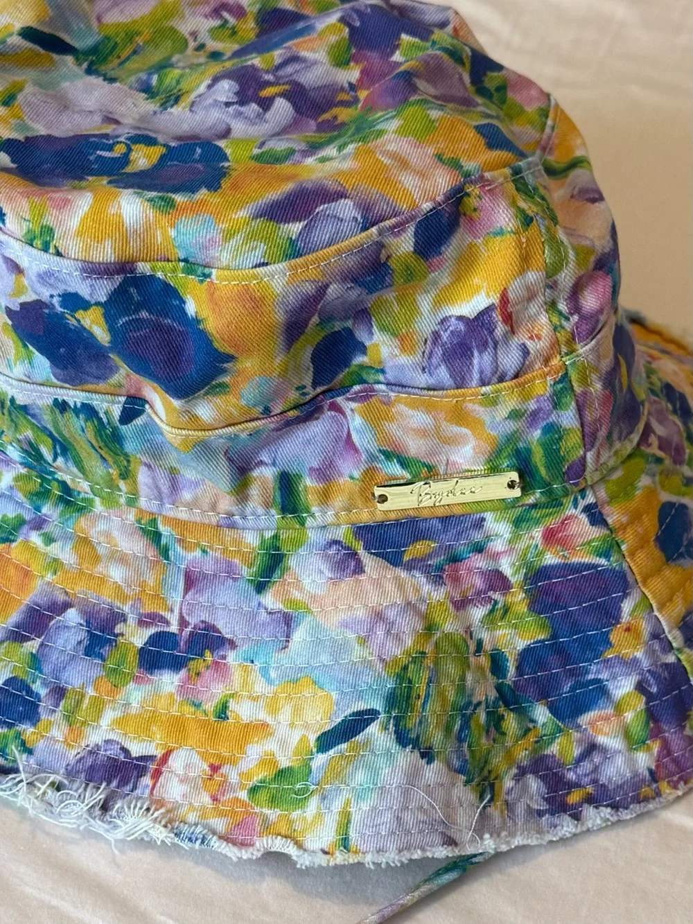 Bydee Bucket Hat in Diana Print